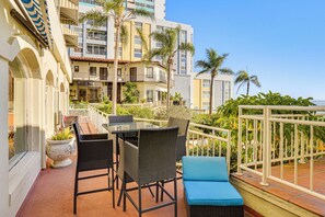 Apartment (2 Bedrooms) | Interior - Beachfront Living in Long Beach: 2,500 Sq Ft Condo (Long Beach)
