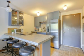 Apartment (0 Bedroom) | Interior - Walk to Chair Lift: Mtn-view Schweitzer Studio! (Sandpoint)