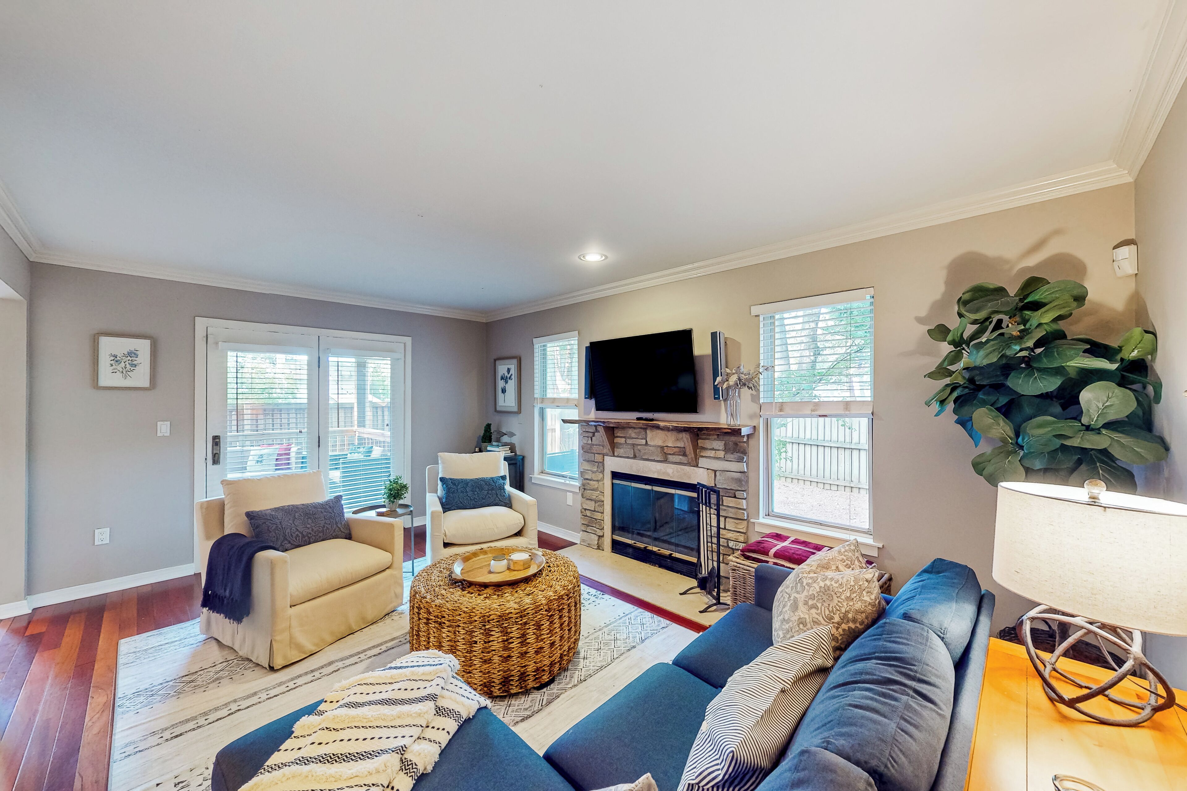 House (3 Bedrooms) | Interior