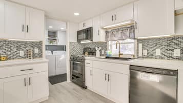 Talo (3 Bedrooms) | Sisätilat