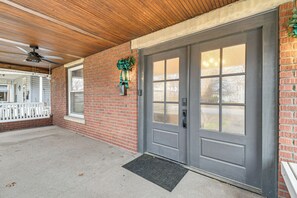 Interior - Walk to Marshall University: Home w/ Private Yard! (Huntington)