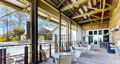 Bring Your Pets, Walk to Beach! St Teresa Haven