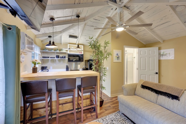 Interior - Bass Fishing Paradise w/ Shared Dock in Hawthorne! (Hawthorne)