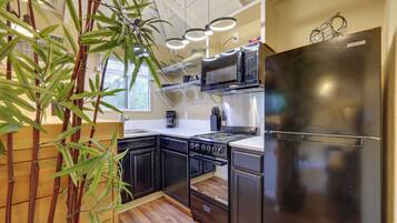 House (1 Bedroom) | Interior