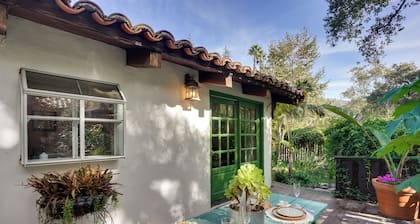 Romantic Retreat at Rancho Las Lomas: Pet Friendly