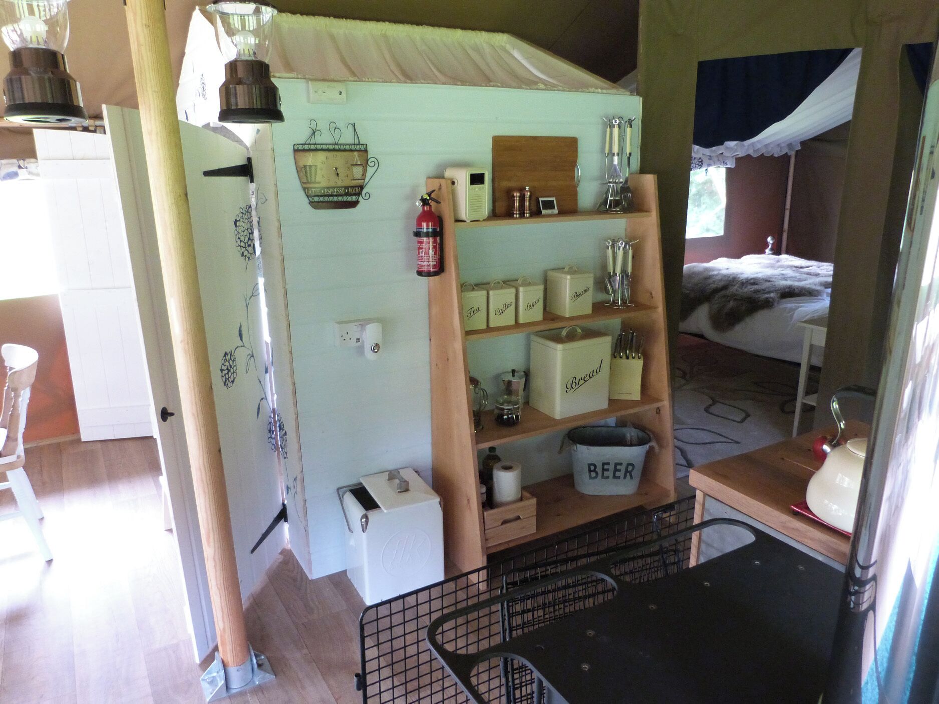 3 bedrooms, individually decorated, individually furnished