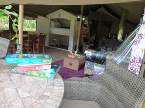 Outdoor dining - Aeron (Newcastle Emlyn)