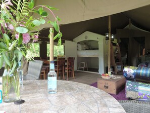 Outdoor dining - Aeron (Newcastle Emlyn)