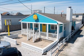 Exterior - Casa Del Sol, 2 bedroom condo in Fenwick Island! Walking distance to the beach. Free WIFI, Shopping and more! (Fenwick Island)