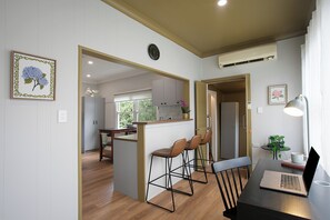 Dining - Violet's cottage (Bowral)