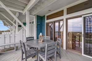 Townhome, 3 Bedrooms | Outdoor dining - Cozy Oceanfront 3BR Townhouse Sandpiper Loop - 95066 (Fernandina Beach)