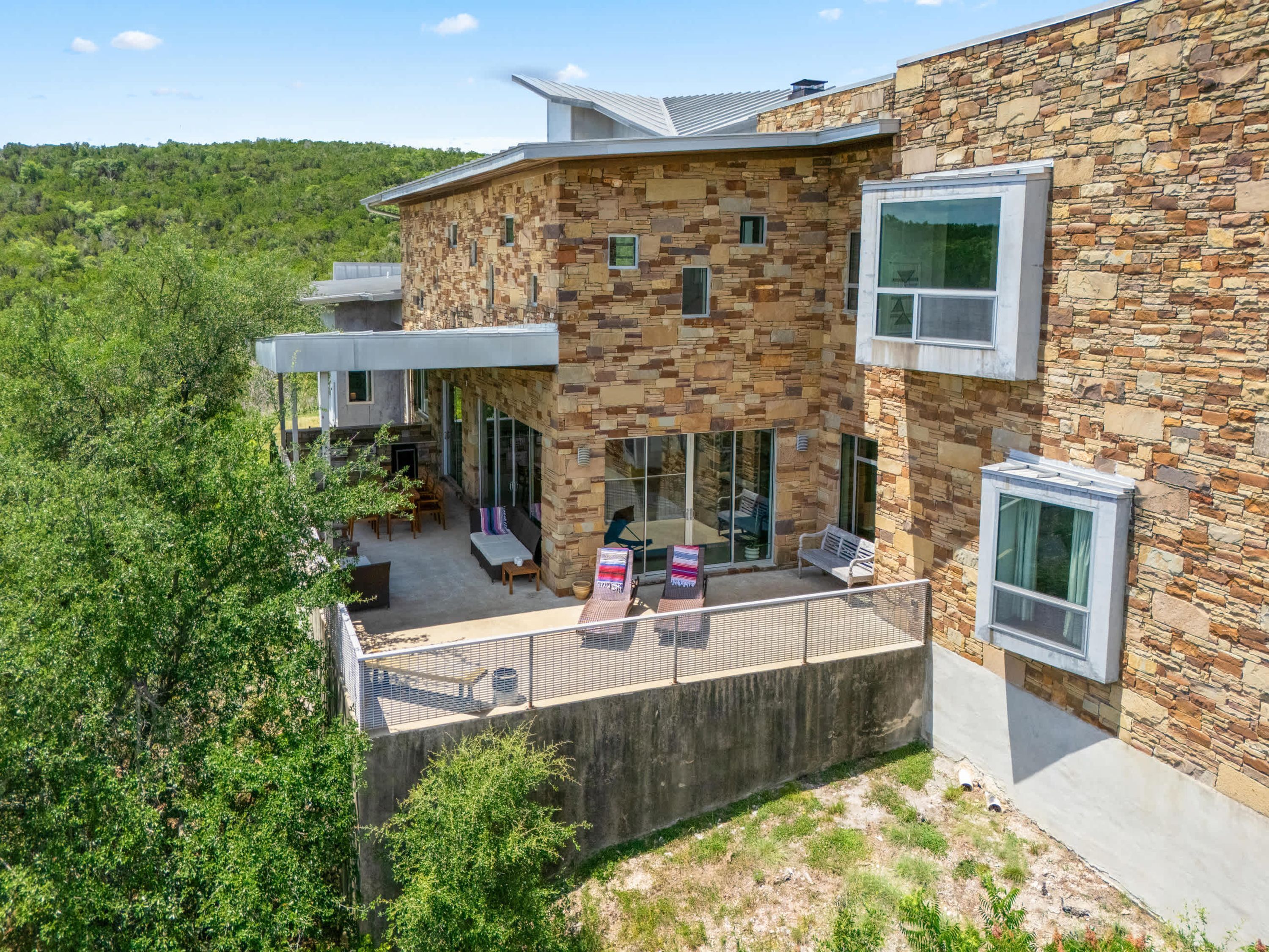 House | 7 bedrooms, Internet