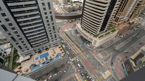 Unclassified image, 2 of 22, button - Stayshort - Modern 1 Bedroom Getaway Sleeps 4 in Dubai Marina (Dubai)