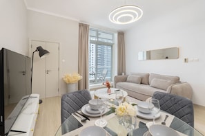 Unclassified image, 3 of 24, button - Stayshort - Refined 1 Bedroom Retreat Sleeps 4 in Dubai Marina (Dubai)