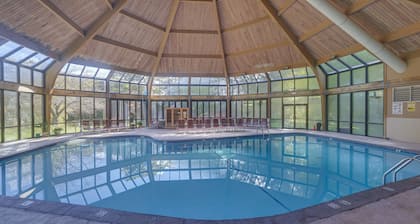 Pocono Paradise Ultimate Camelback Getaway 4 Bedroom Townhouse