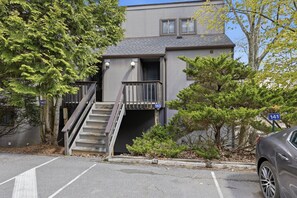 Townhome, 4 Bedrooms | Exterior - Pocono Paradise Ultimate Camelback Getaway 4 Bedroom Townhouse (Tannersville)
