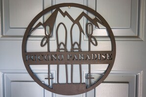 Townhome, 4 Bedrooms | Interior detail - Pocono Paradise Ultimate Camelback Getaway 4 Bedroom Townhouse (Tannersville)