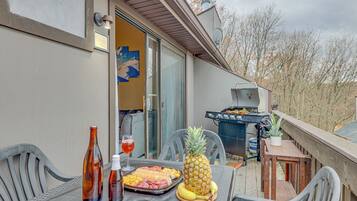 Resortwoning, 4 slaapkamers | Buiten dineren