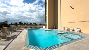 Condo, 4 habitaciones | Alberca | Alberca al aire libre 