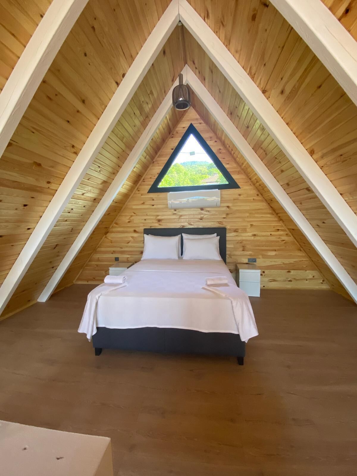 Bungalow – deluxe, bassengutsikt | Wi-fi (inkludert)