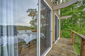 Terrace/patio - Tower Lake Vacation Home & Cabin (Birchwood)