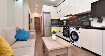 Apartment by Luxe Group VA277