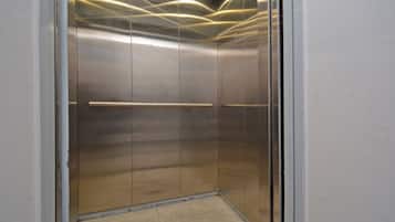 Elevator