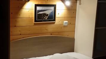 2 chambres, fer et planche à repasser, Wi-Fi