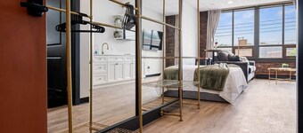 Golden Hour @TheMillRowsSuites