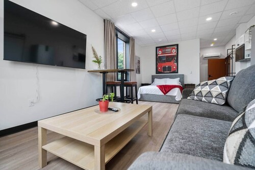 Bridge View @TheMillRowsSuites