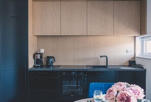 Fridge, oven, stovetop, dishwasher - Z widokiem na Siglany – Apartament w Wiśle (Wisła)