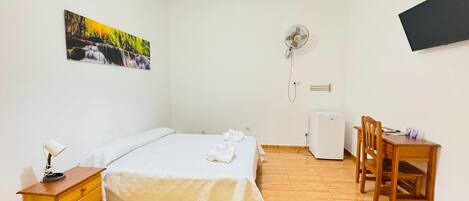 1 dormitorio, Internet, ropa de cama