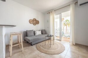 Living area - A seaside retreat with swimming pool (Ciutadella)