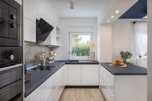 Villa | Private kitchen - Villa Peregrine (Pakostane)