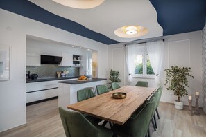 Villa | Dining - Villa Peregrine (Pakostane)