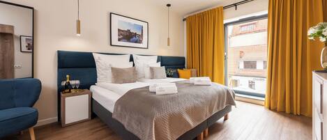 Deluxe-studio, kaupunkinäköala | Silitysrauta/-lauta, ilmainen Wi-Fi