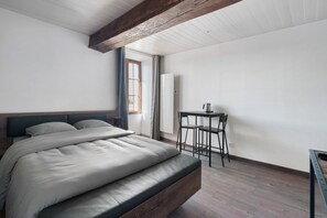 1 dormitorio, wifi, ropa de cama