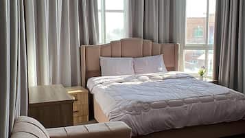 Bügeleisen/Bügelbrett, Internetzugang, Bettwäsche