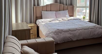 Khalifa Home Stay Room NR