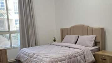 Bügeleisen/Bügelbrett, Internetzugang, Bettwäsche