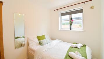 2 soverom, strykejern/-brett, wi-fi og sengetøy