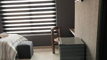 Phòng đôi hoặc 2 giường đơn Deluxe | Bàn ủi/dụng cụ ủi quần áo, truy cập Internet không dây miễn phí