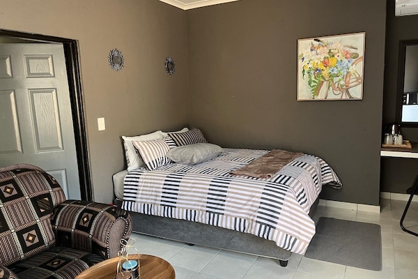 Superior Double or Twin Room, Balcony, Garden View | Iron/ironing board, free WiFi