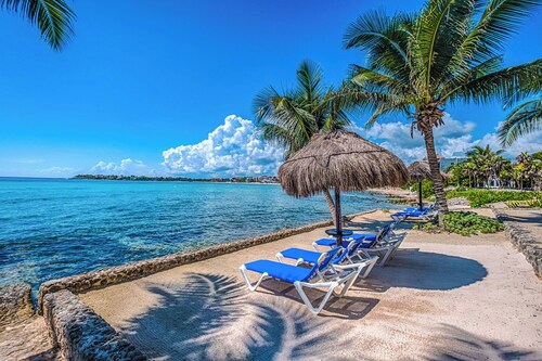 Poolside Garden Villa with Terrace & Beach Access