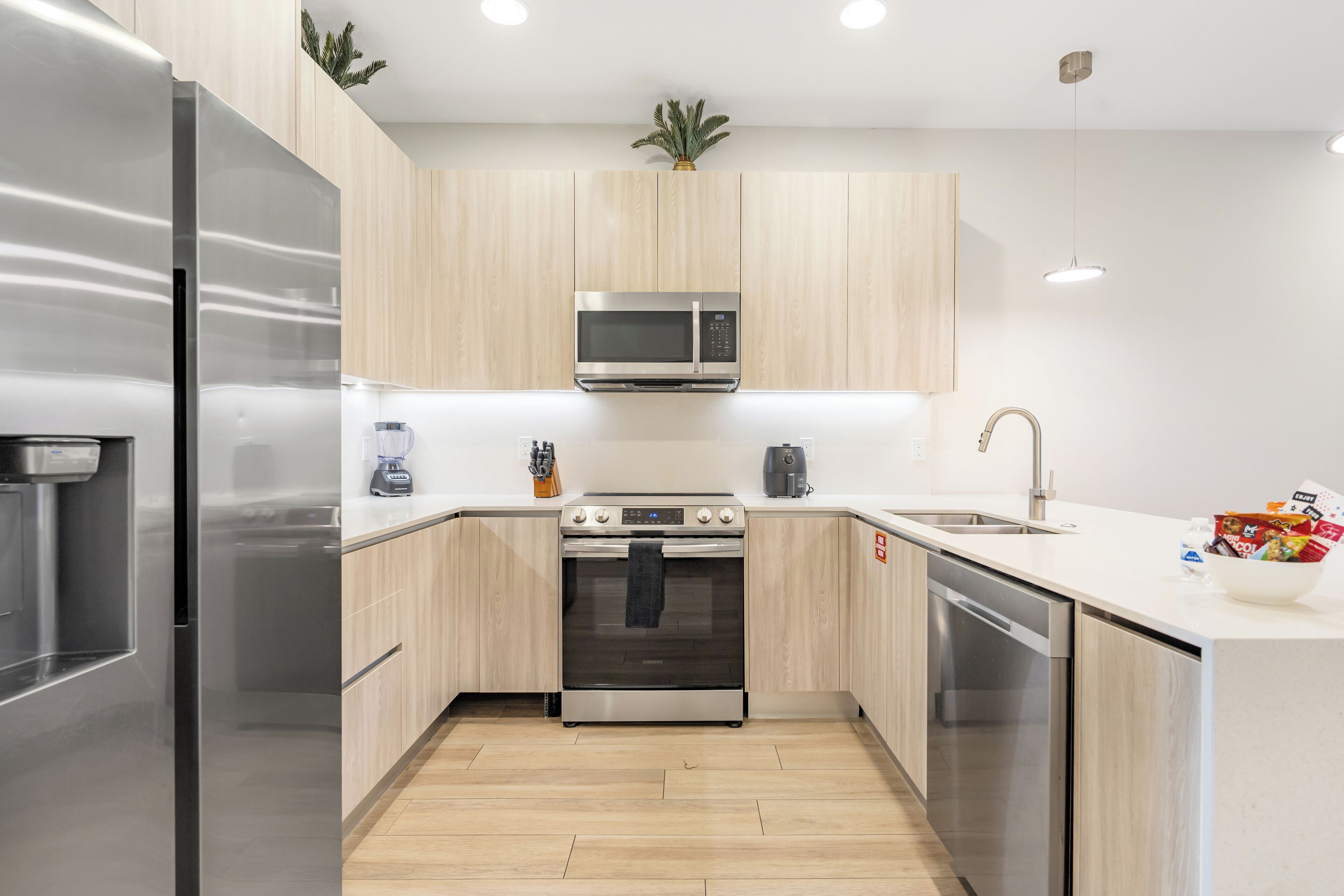 Microwave, oven, stovetop, dishwasher