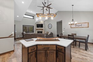 Interior - Newly Built, 2 Master Suites on Main Level, Hot Tub, Close to Trails! (Lead)