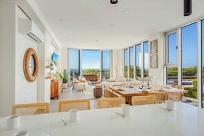 Dining - 2BS-Reef2B - Oceanfront Retreat at The Reef (Noord)