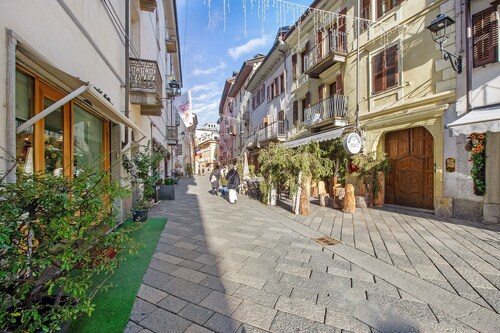 Appartement 'Grace' avec vue sur la montagne, balcon et Wi-Fi