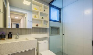 Eenvoudig appartement | Badkamer