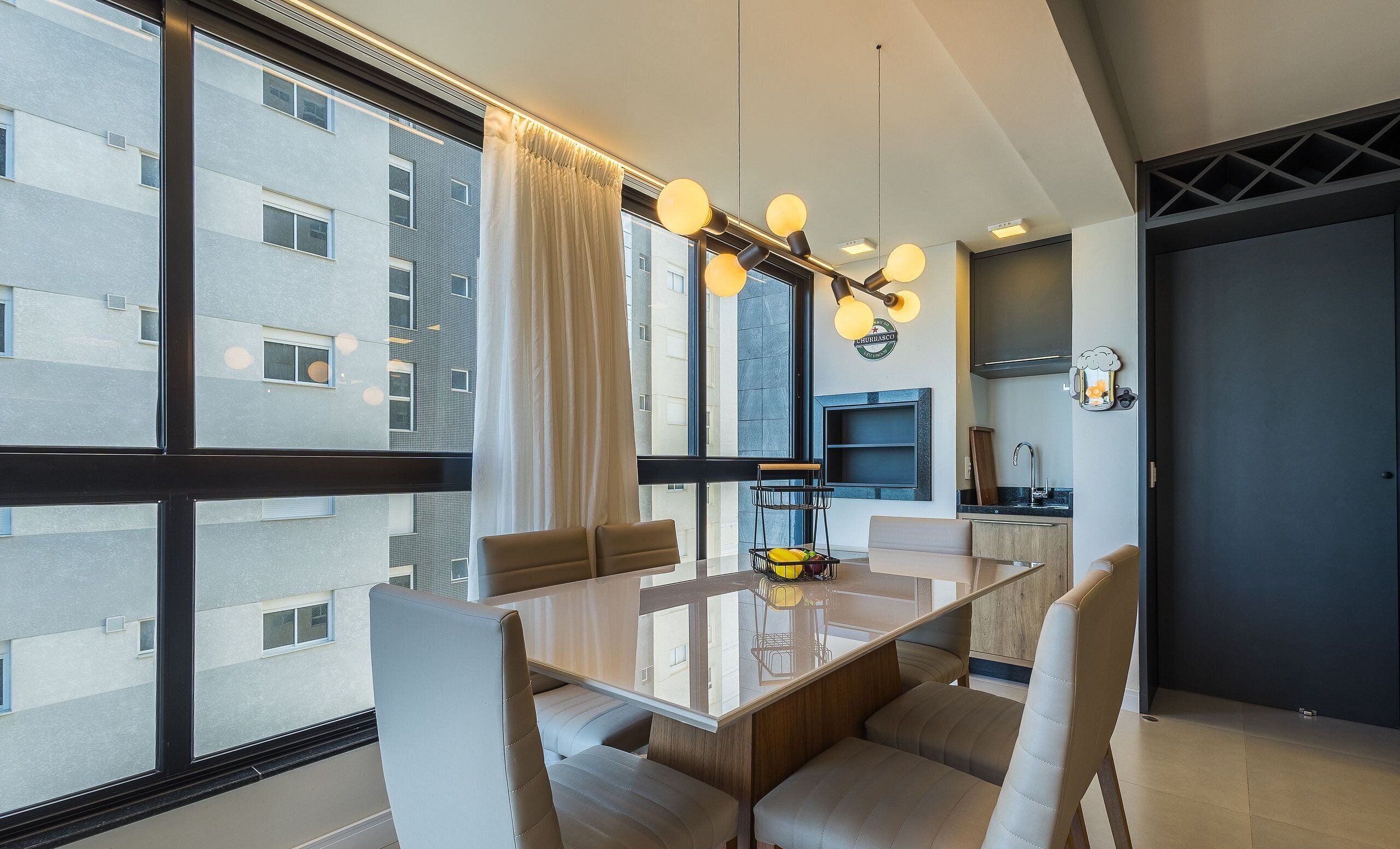 Basic Apartment | Tempat makan